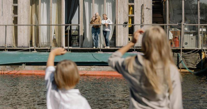 Pexels/CottonbroStudio